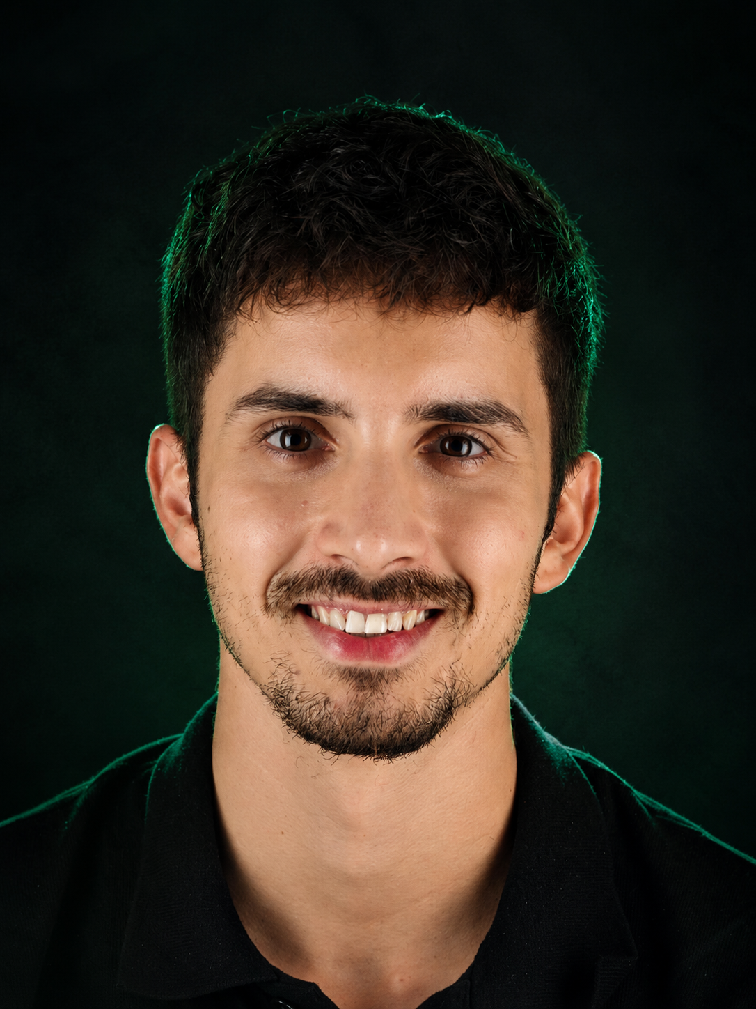 Agustín Cintas Soriano sonriendo
